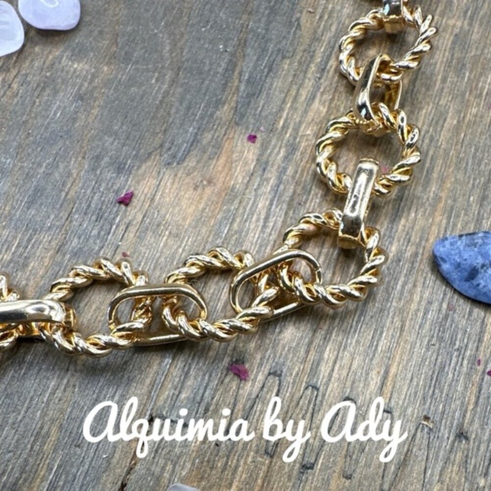 Gold Textured Link Chain — Minimal Shine - Picture 2 of 2